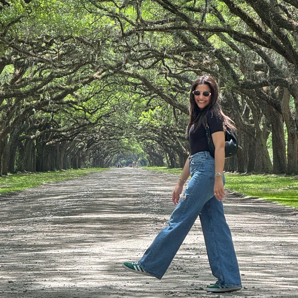 Meet your Posher, Chanel